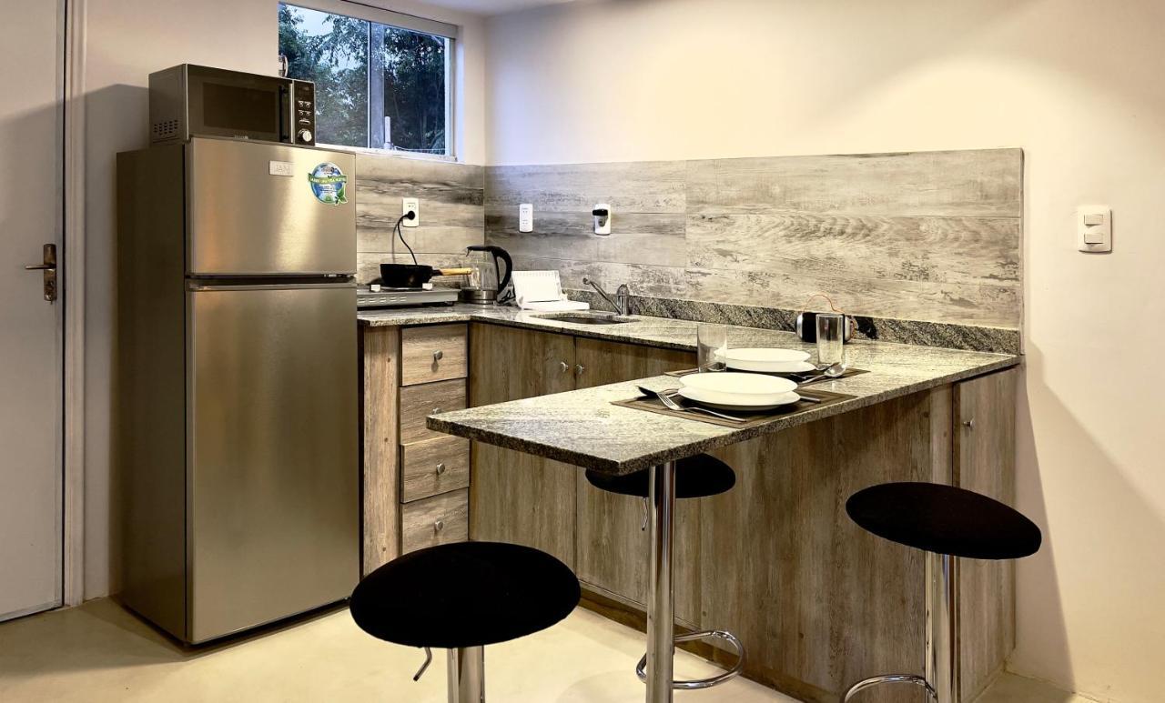 Zarate Isla Tiny Houses En Asuncion. Zona Aeropuerto-Rakiura מראה חיצוני תמונה