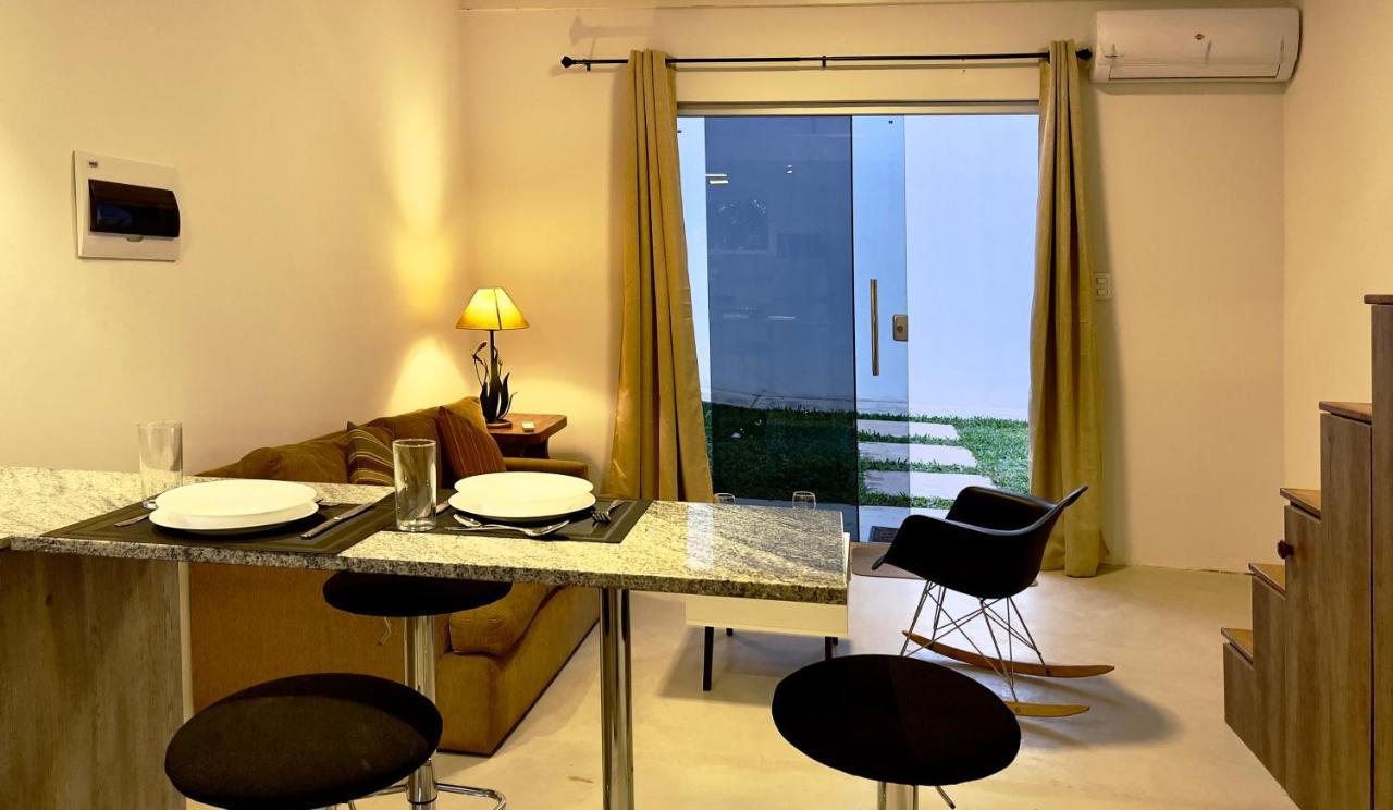 Zarate Isla Tiny Houses En Asuncion. Zona Aeropuerto-Rakiura מראה חיצוני תמונה